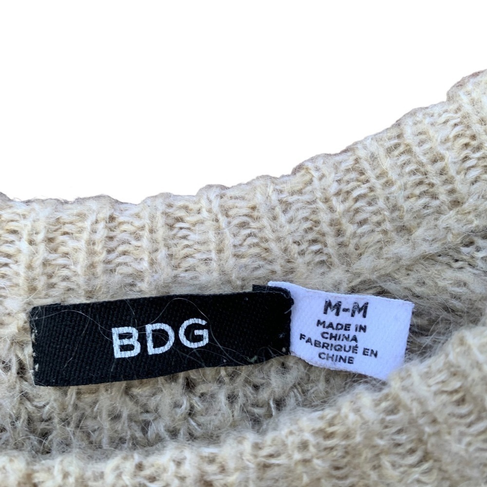 Bdg women's medium cream knit sweater - Picture 2 of 4